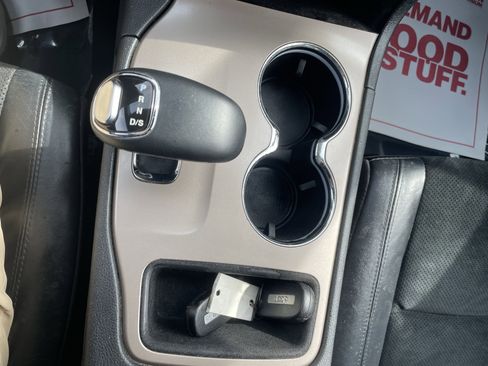 Used 2015 Jeep Grand Cherokee Altitude image 22