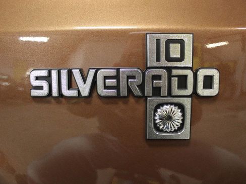 Used 1986 GMC Sierra 1500 2WD Regular Cab image 12