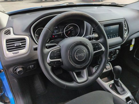Used 2019 Jeep Compass Sport FWD image 16