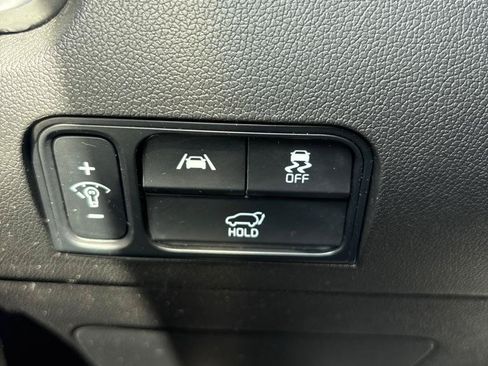 Used 2022 Kia Sorento SX AWD/4WD image 25
