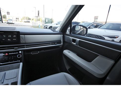 Certified 2026 Hyundai Santa Fe SEL FWD image 12