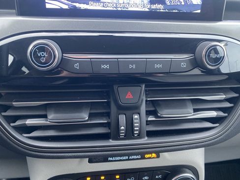 Used 2023 Ford Escape Active image 19