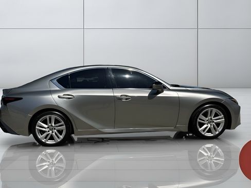 Used 2023 Lexus IS 300 w/ Comfort Package RWD image 10
