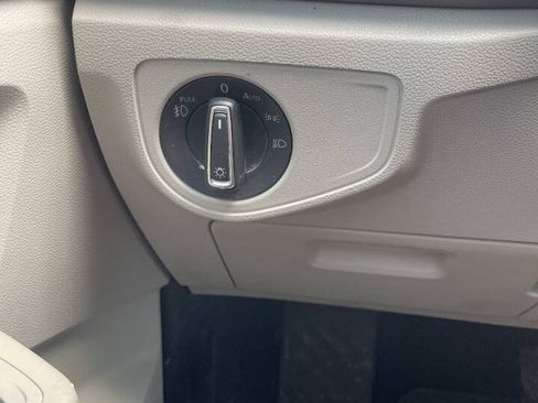 Used 2019 Volkswagen Atlas SE FWD image 58