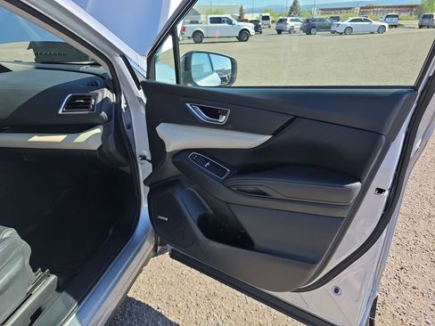 Used 2019 Subaru Ascent Limited AWD/4WD image 35
