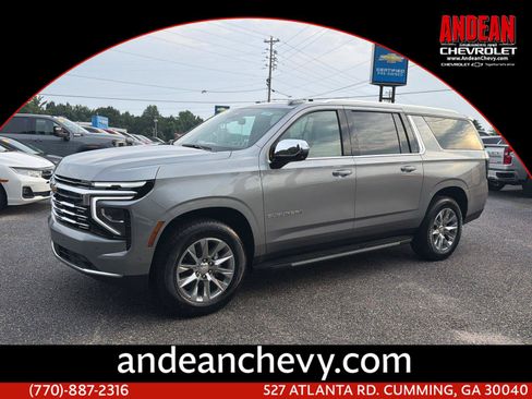 New 2026 Chevrolet Suburban Premier w/ Sun And Tow Package AWD/4WD image 1