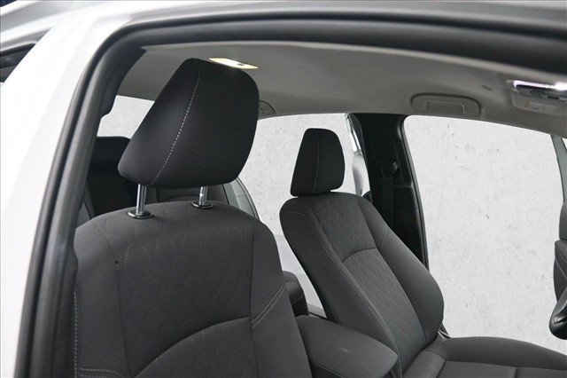 Used 2025 Toyota Corolla LE FWD image 29