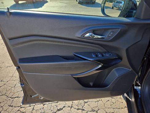 New 2026 Chevrolet Trax ACTIV w/ Driver Confidence Package image 11