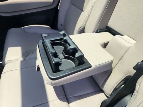 New 2026 Volvo XC90 T8 Ultra w/ Protection Package Premier AWD/4WD image 13