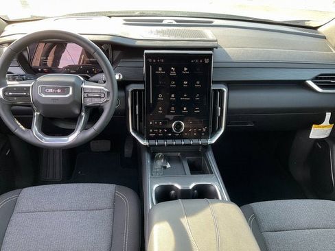 New 2025 GMC Acadia Elevation image 11