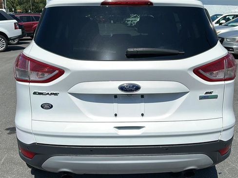 Used 2015 Ford Escape SE w/ Equipment Group 201A FWD image 8