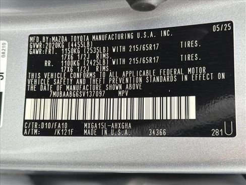 Certified 2025 Toyota Corolla Cross LE image 28