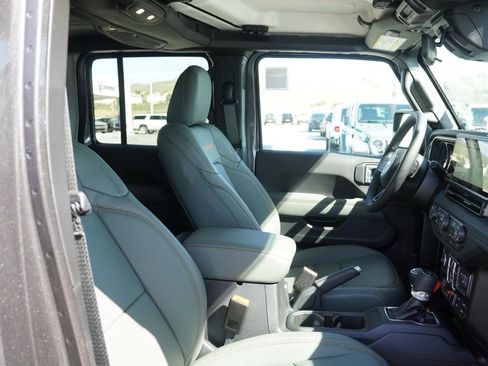 New 2026 Jeep Gladiator Mojave image 20