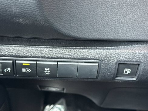 Certified 2023 Toyota Corolla SE FWD image 33
