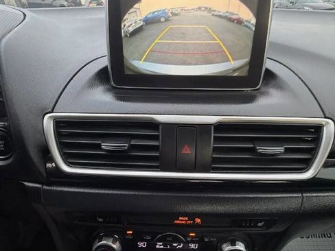 Used 2015 MAZDA MAZDA3 i Grand Touring image 15