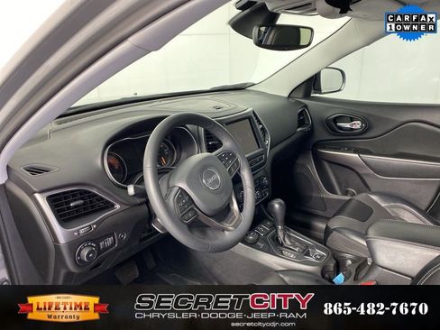 Used 2022 Jeep Cherokee Latitude Lux w/ Sun & Sound Group image 11