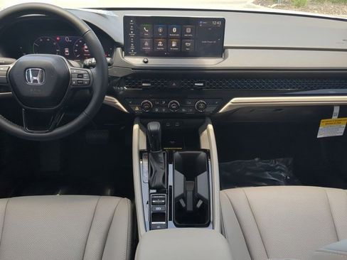 New 2025 Honda Accord EX-L image 13