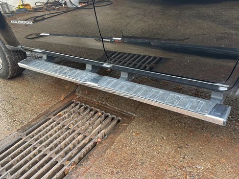 Used 2022 Chevrolet Colorado Z71 image 42