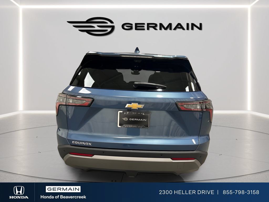 Used 2025 Chevrolet Equinox LT w/ Safety and Technology Package FWD image 7