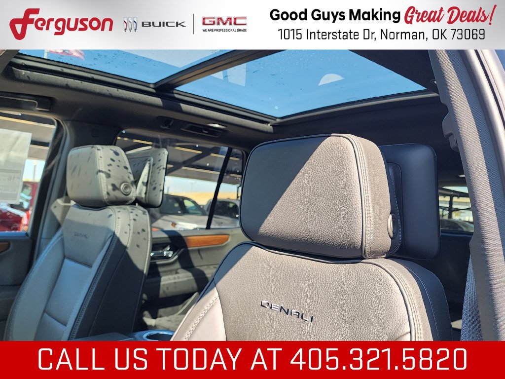 New 2027 GMC Yukon Denali w/ Denali Reserve Package AWD/4WD image 16