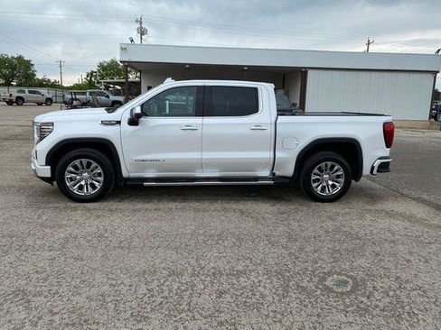 Used 2024 GMC Sierra 1500 Denali RWD image 3