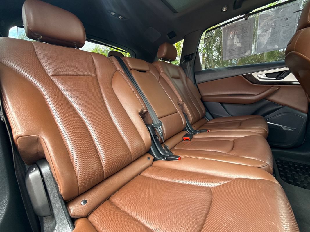 Used 2019 Audi Q7 2.0T Premium Plus w/ Premium Plus Package AWD/4WD image 23