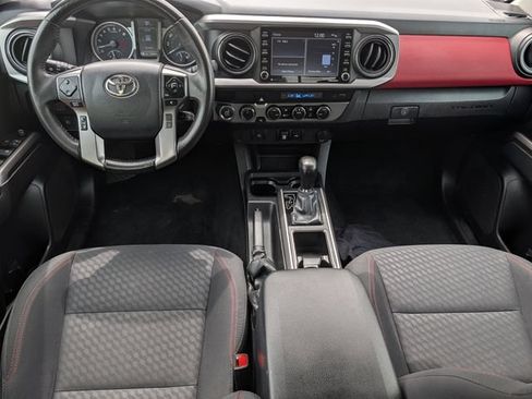 Used 2023 Toyota Tacoma SR5 AWD/4WD image 11