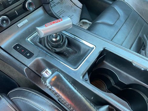 Used 2013 Ford Mustang GT Premium w/ Brembo Brake Pkg image 17