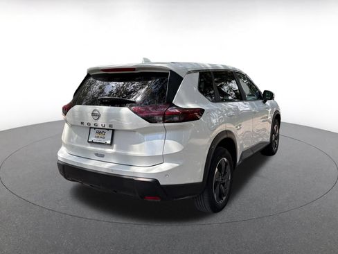 Used 2026 Nissan Rogue SV FWD image 7