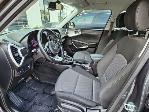 Used 2021 Kia Soul X-Line image 17