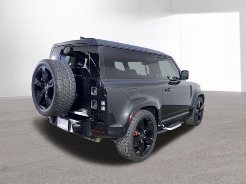 Used 2022 Land Rover Defender 90 X AWD/4WD image 34