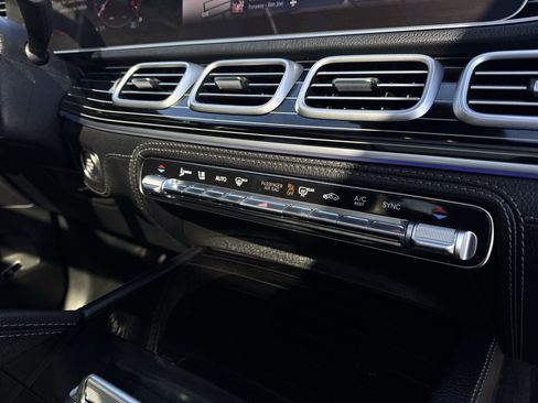 Used 2024 Mercedes-Benz GLE 350 4MATIC image 36