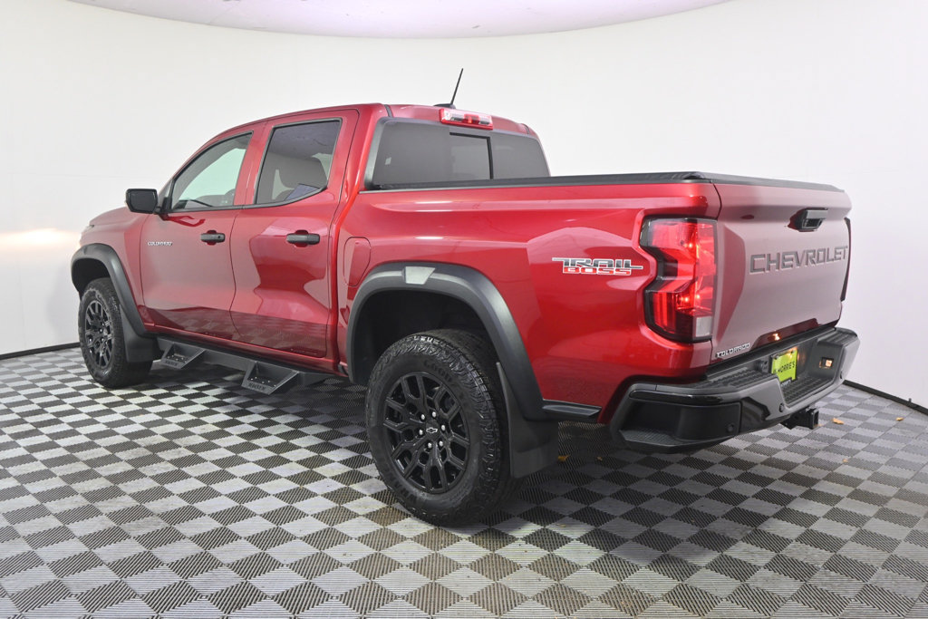 Used 2023 Chevrolet Colorado Trail Boss w/ Advanced Trailering Package AWD/4WD image 3