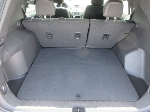 Certified 2024 Chevrolet Equinox LS w/ LS Convenience Package FWD image 10