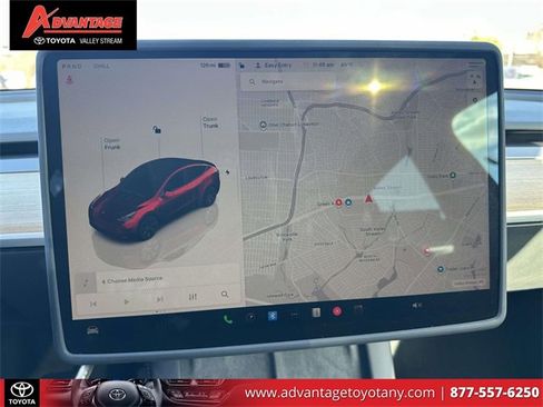 Used 2023 Tesla Model Y Long Range image 27