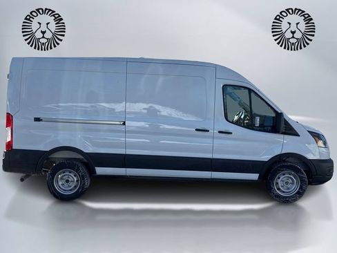 New 2026 Ford Transit 250 148 Medium Roof RWD image 5
