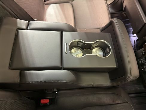 Used 2020 Land Rover Range Rover HSE image 29