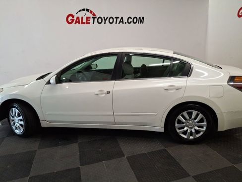 Used 2012 Nissan Altima 2.5 FWD image 9