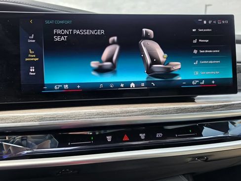 Used 2023 BMW i7 xDrive60 AWD/4WD image 78