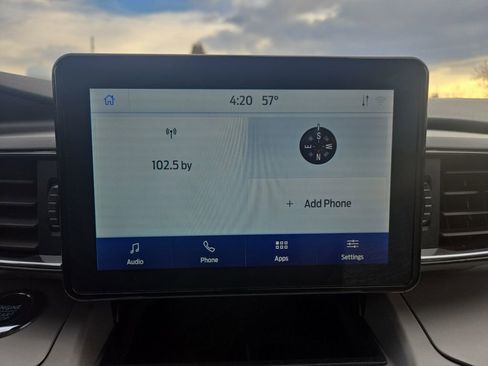 Used 2023 Ford Explorer XLT w/ Equipment Group 202A image 18