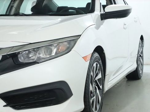 Used 2017 Honda Civic EX image 6
