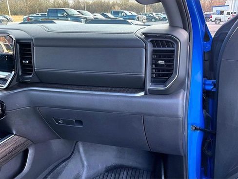 Used 2025 Chevrolet Silverado 1500 LT Trail Boss w/ Convenience Package II image 27