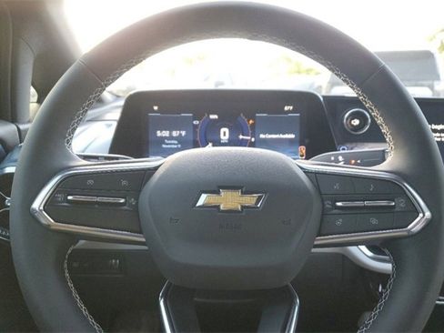 New 2026 Chevrolet Equinox EV LT image 11