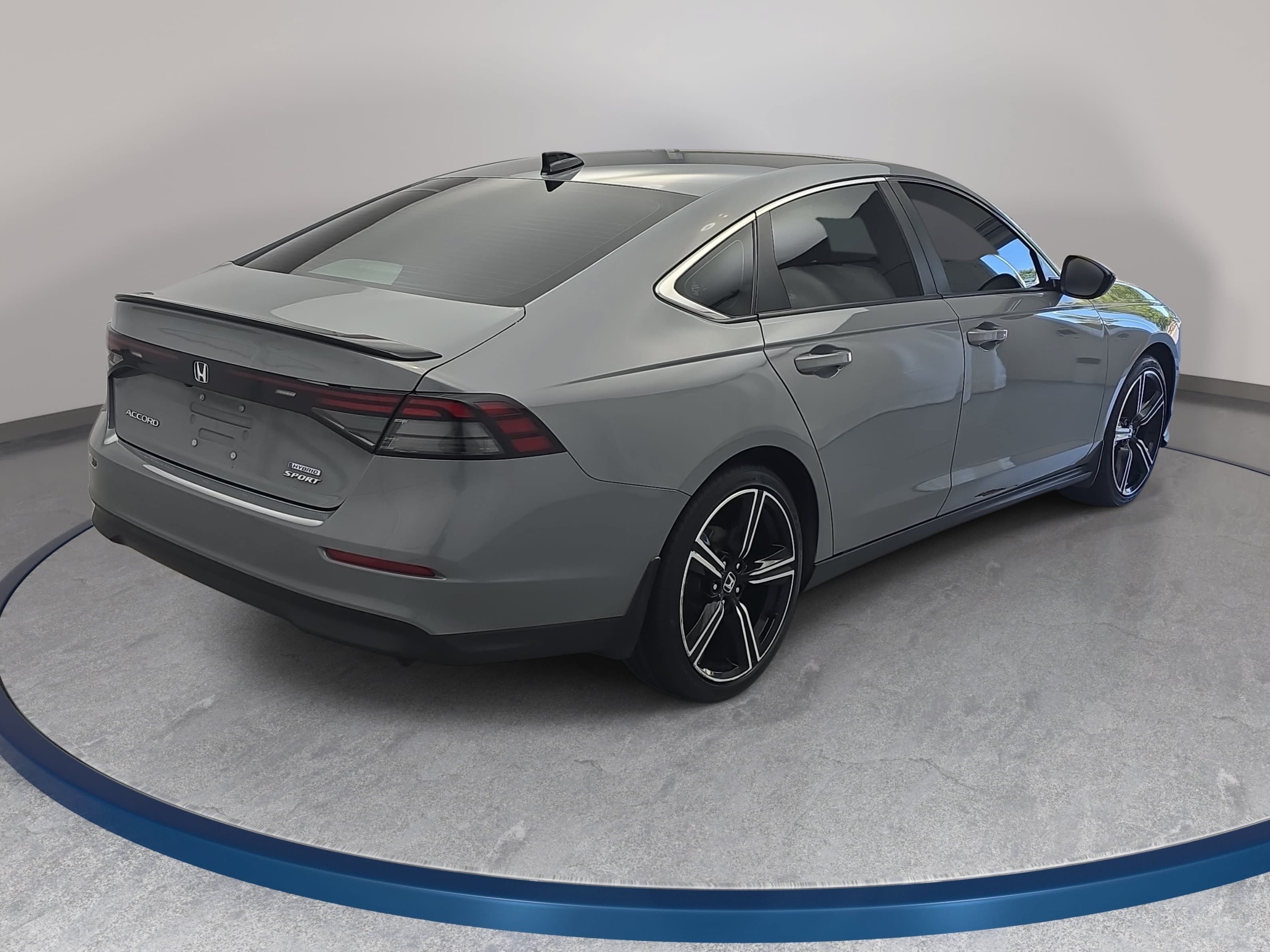 Used 2024 Honda Accord Sport image 5