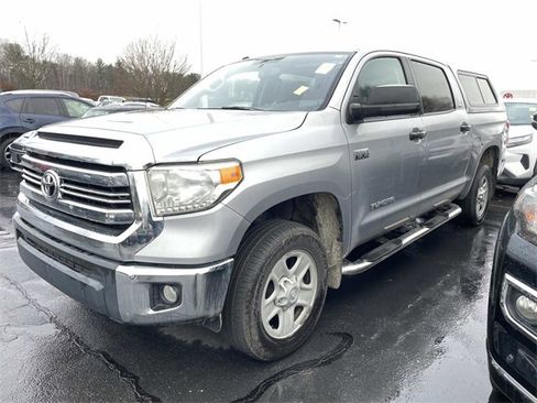 Used 2016 Toyota Tundra SR5 image 1