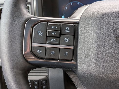 Certified 2025 Ford F350 Platinum AWD/4WD image 20