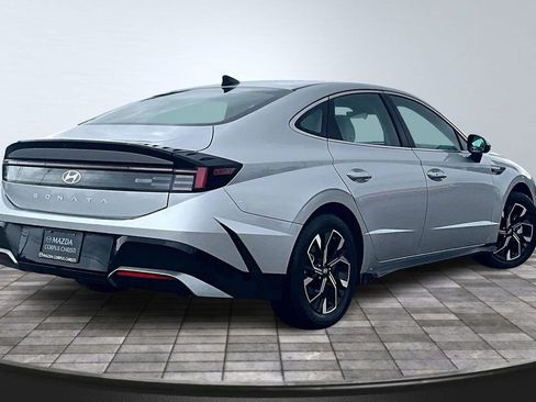Used 2025 Hyundai Sonata SEL FWD image 7