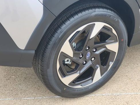 New 2025 Subaru Crosstrek 2.5i Limited w/ Crosstrek Mirror Package image 7