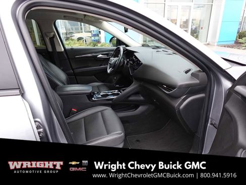 Used 2021 Buick Envision Essence w/ Technology Package I image 27