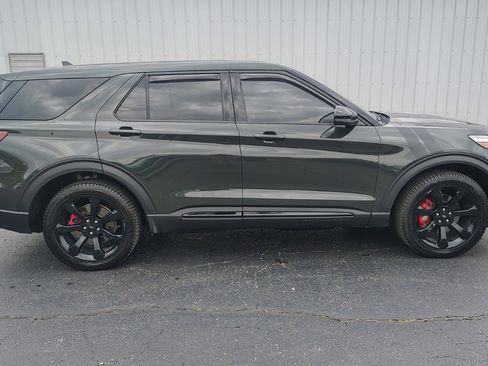 Used 2022 Ford Explorer ST w/ Equipment Group 401A AWD/4WD image 3